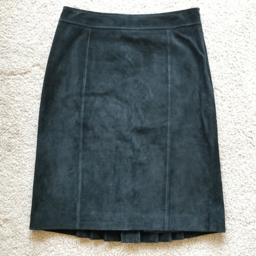 ANN‎ TAYLOR LOFT Suede Leather Black Pencil…